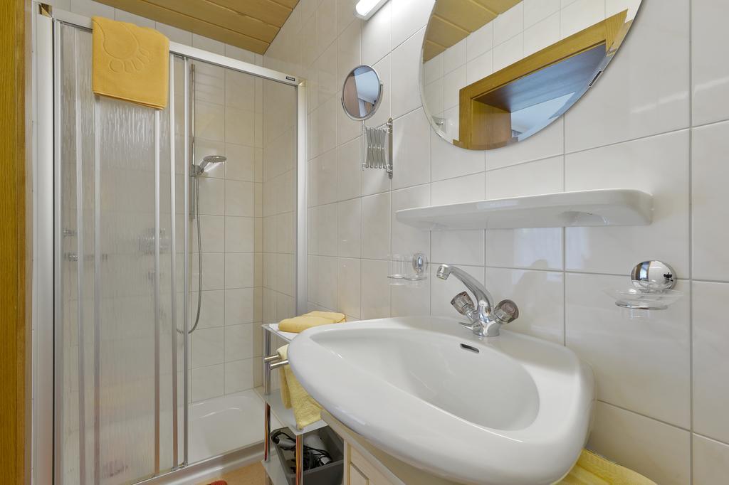 Gaestehaus Ahornblick Майерхофен Екстериор снимка